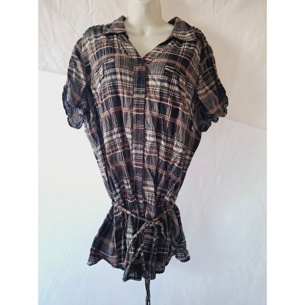 a.n.a sz 2X, Blue and Red Plaid button up snap tunic blouse